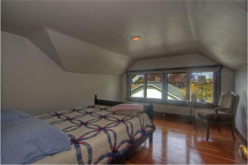 Upper Bedroom.