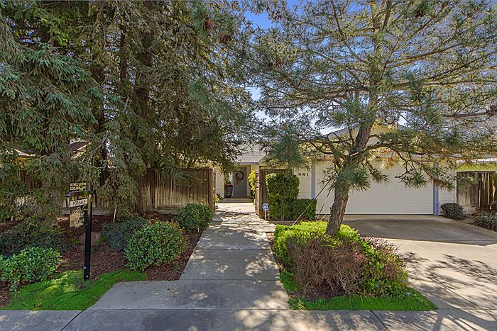 Welcome to 521 Del Oro St, Woodland