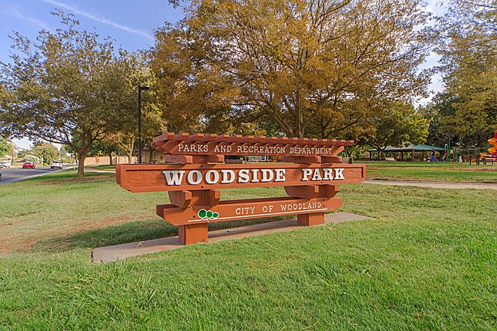 Neighborhood park 2 blocks away
