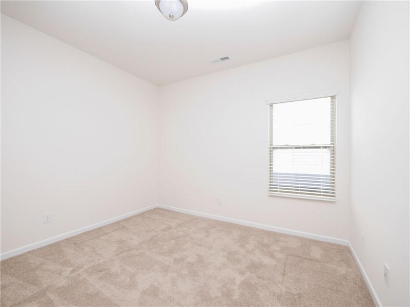 Secondary bedroom