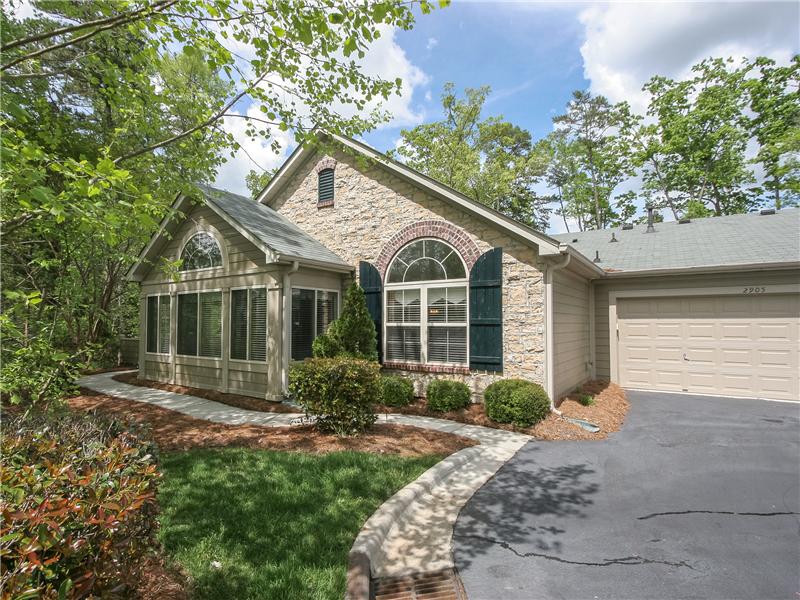 Private wooded setting