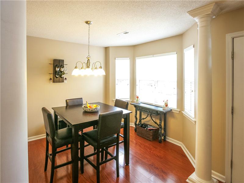 Bay window area in dining room