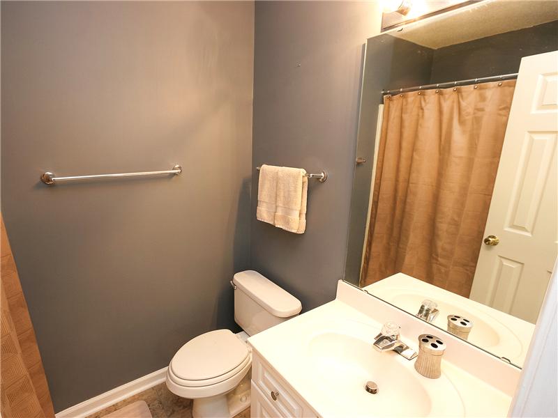 Second upstairs bath