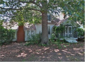 Primary listing photos for listing ID 374277