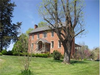 Primary listing photos for listing ID 390992