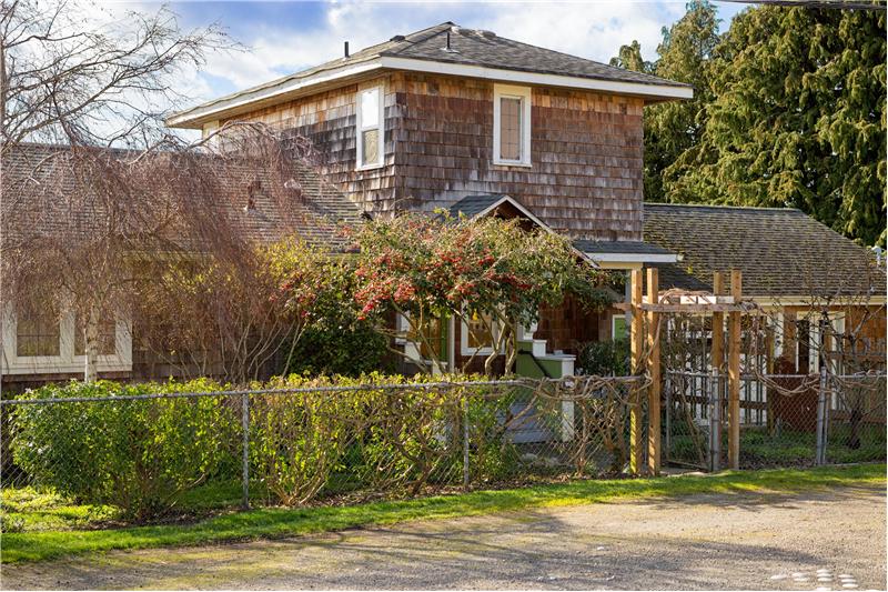 Property pictures of 1143 Benton Street, Port Townsend, WA 98368, USA