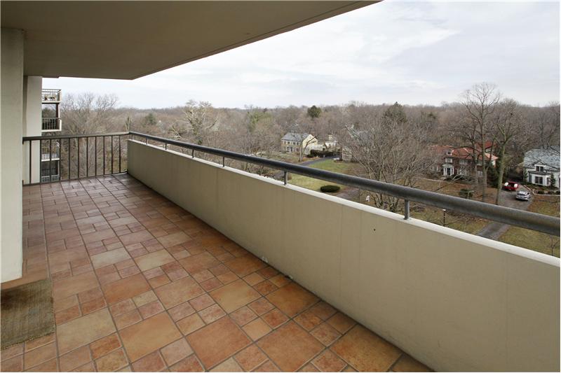 Double balcony with a great view