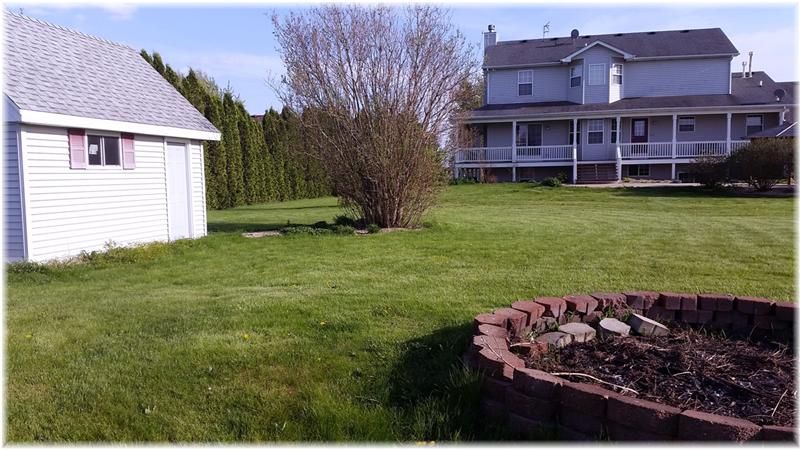 Large backyard with Shed and Firepit