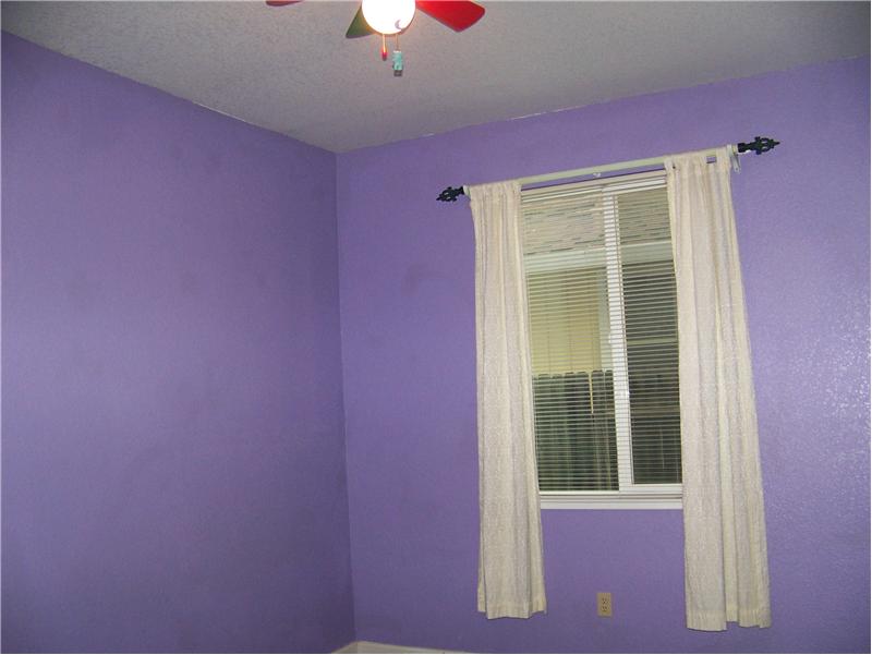 Guest bedroom 1