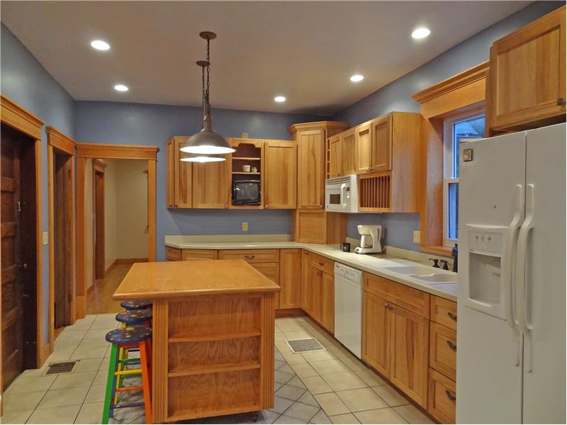 Spacious Kitchen