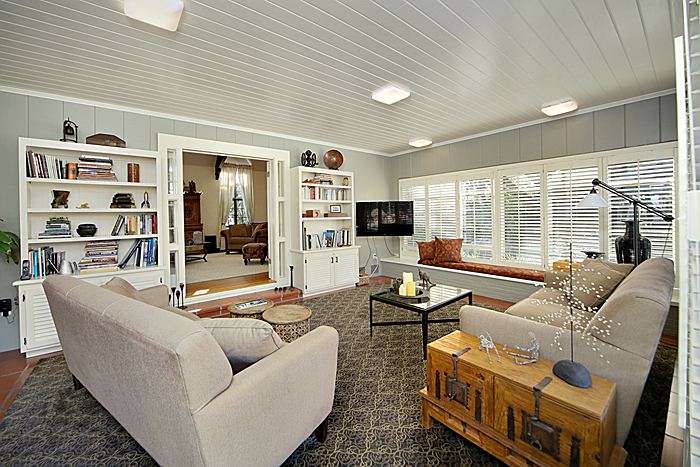 Bright & Cheery Family Room with Terra Cotta Tiled Flooring