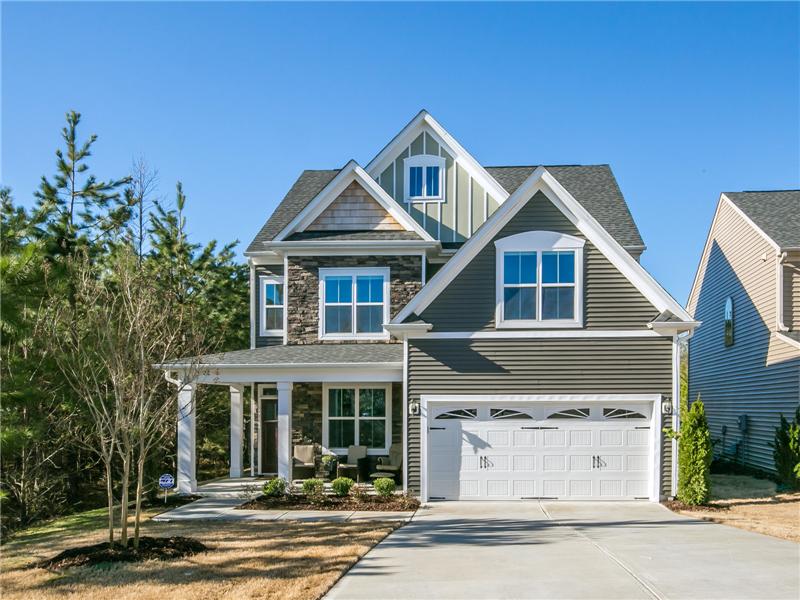 SHOWS LIKE A MODEL HOME