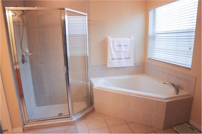 Mast Bathroom