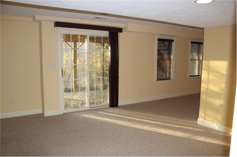 Finished Basement - Walkout