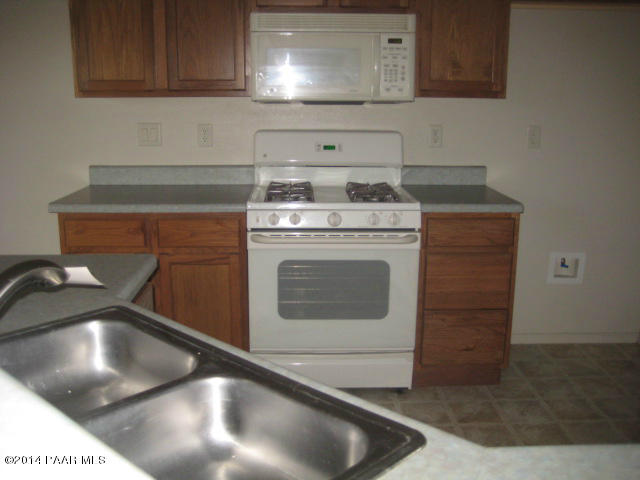 Kitchen pic 3