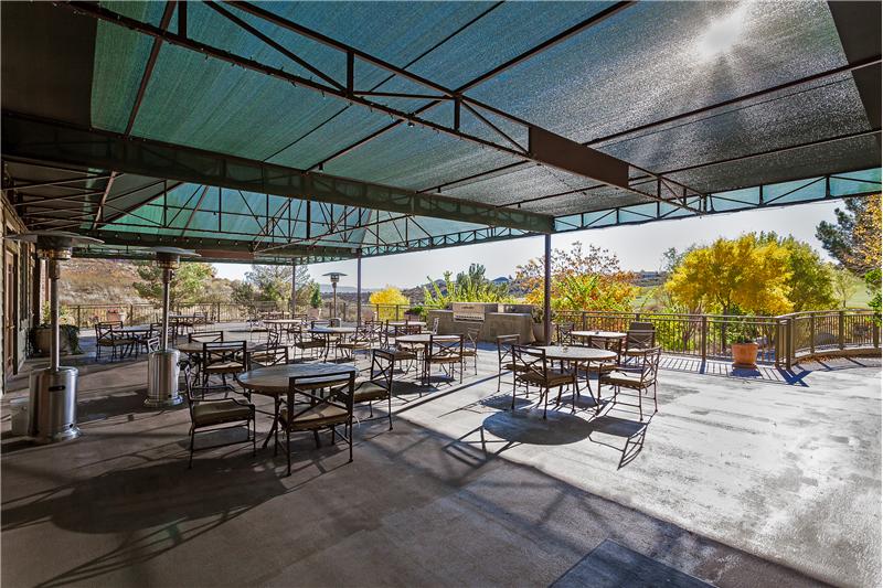 Stoneridge Golf Clubhouse Patio