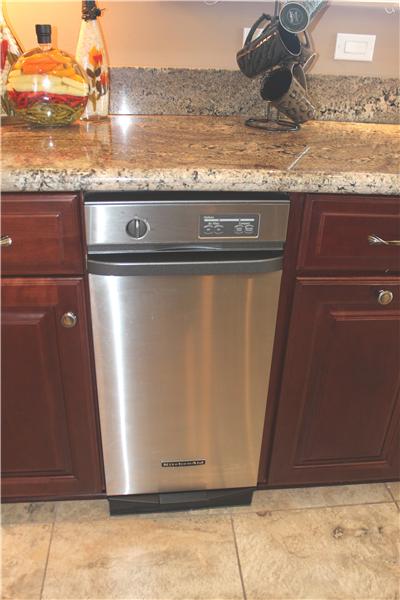Kitchen Aid Trash Compactor