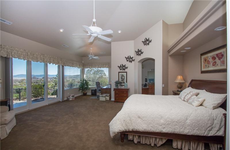 Master Suite 2