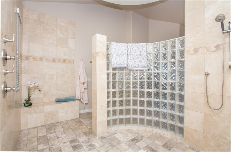 Master Shower 2