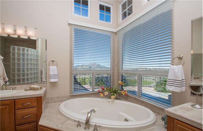 2nd Master Bathtub