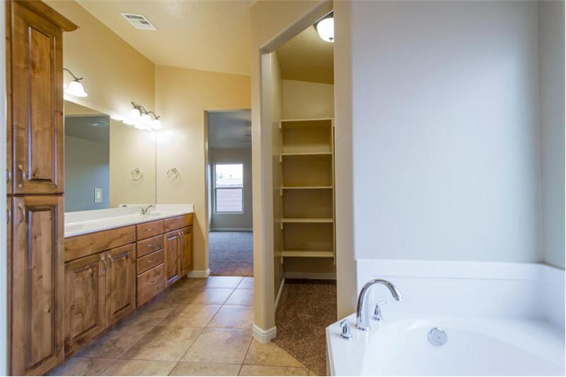 Master Bathroom  Garden Tub